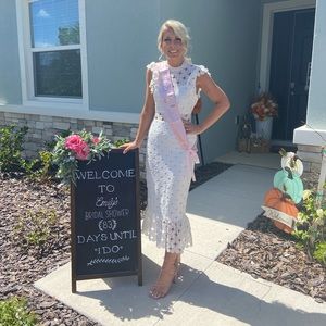 Red Dress Boutique White Dress